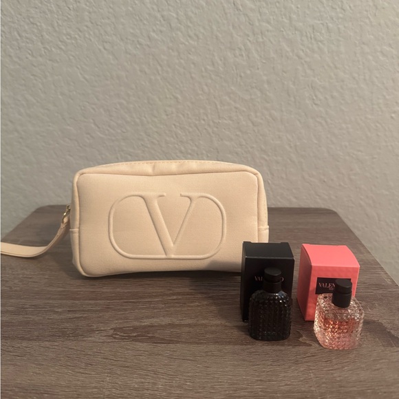 Valentino Handbags - Valentino Pouch + donna mini